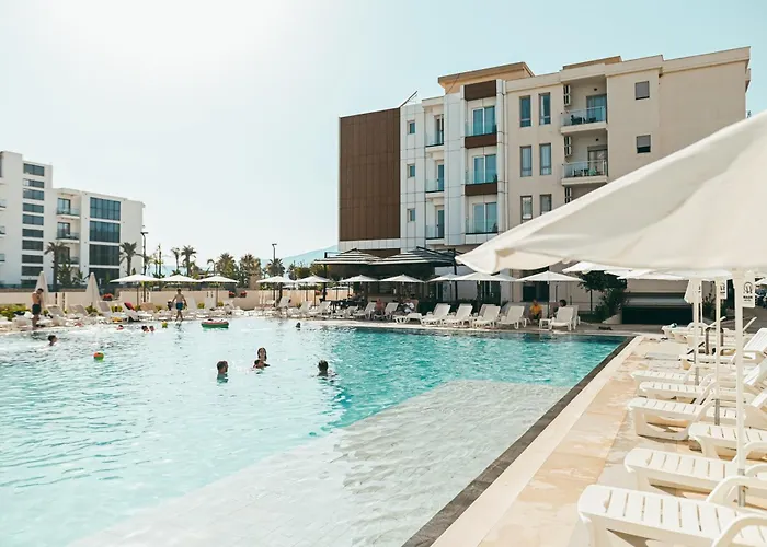 Dazur Coast Resort