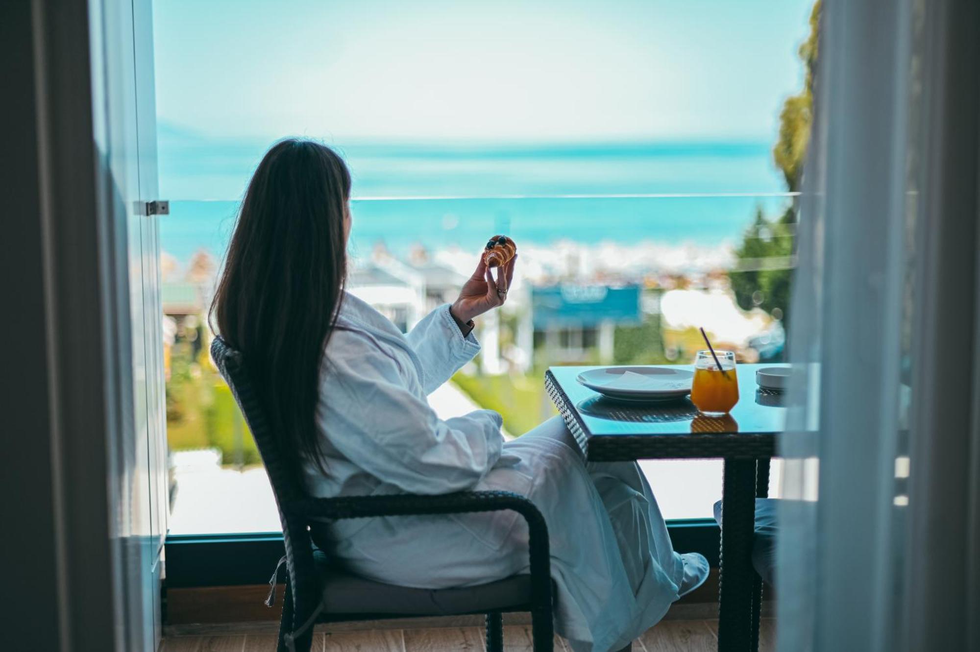 Hotel Dazur Coast 5*